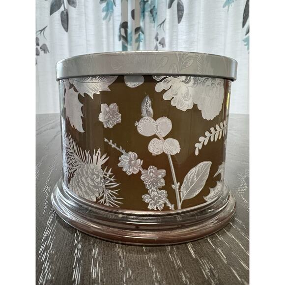 HomeWorx by Harry Slatkin Holiday Spice 3 Wick Candle 14 oz 20-40 hr Burn Time - Picture 5 of 10